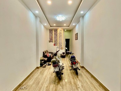 Bán nhà mới  4.5 tỷ, hxh, 2 tầng, sát mặt tiền, hoàn công đủ, ngay phú thọ hòa,tân phú 2