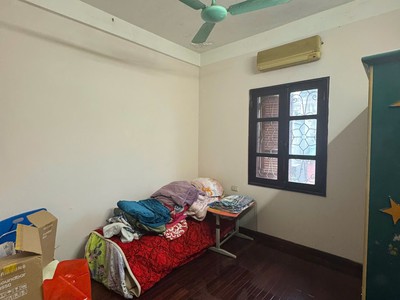 Mặt ngõ thô-ô tô vòng quanh-kinh doanh-51M 5T 14xTỶ-Bạch Đằng hộ khẩu Hai Bà 3