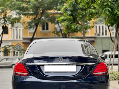 Bán xe Mercedes C200 2018, số tự động, màu xanh. 1
