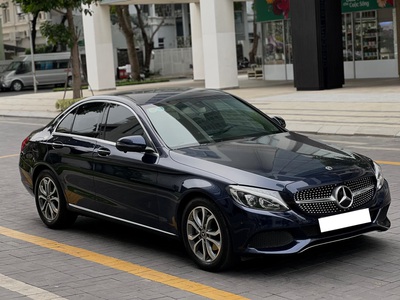 Bán xe Mercedes C200 2018, số tự động, màu xanh. 4