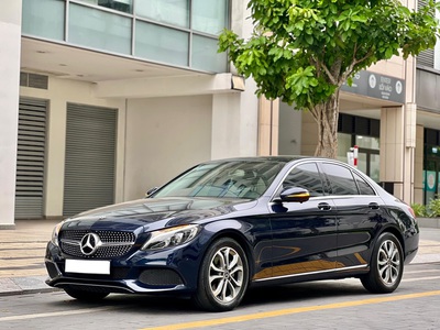 Bán xe Mercedes C200 2018, số tự động, màu xanh. 5