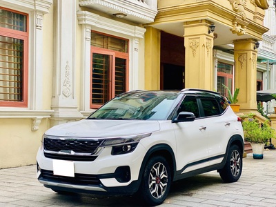 Bán xe Kia Seltos 2024 1.6 Luxury, màu trắng. 4