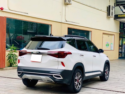 Bán xe Kia Seltos 2024 1.6 Luxury, màu trắng. 5