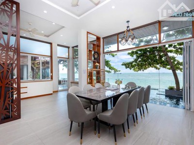 Bán biệt thự biển Trần Phú thích hợp nghĩ dưỡng trực diện biển DT 366M2 3