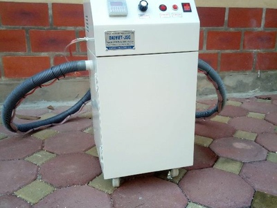 Máy cắt chỉ thừa động cơ hút không dùng chổi than 4