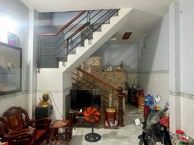 Bán nhà hxh gần lê văn quới, giáp tân phú, 32m2 - 4x8 - 3 tầng, chỉ hơn 3 tỷ 1