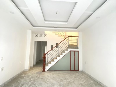Nhà nằm ngay tên lửa bình tân  -  hai mặt hẻm - hẻm xe tải thông - 84m - nhỉnh 5 tỷ 3