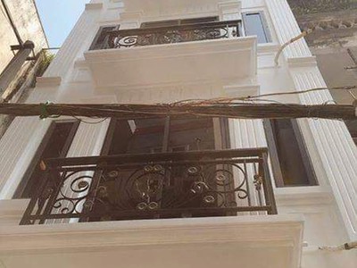 Cc bán nhà miêu nha tây mỗ nam từ liêm 33m2 5 tầng ô tô đỗ cửa ô tô tránh chỉ 30m 0987866900. 0