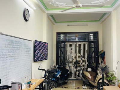 Nhà riêng La kHê Hà Đông ngõ thông gần ô tô dt 40m 5 tầng giá hơn 8 tỷ 3