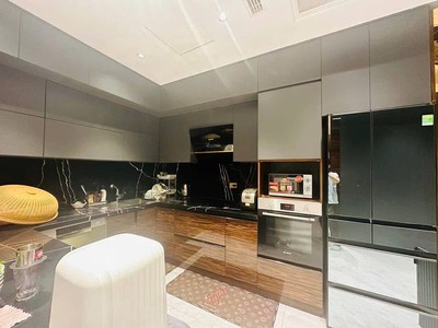 Nhà mặt phố trần cung - kinh doanh siêu đỉnh - đường thông hè thoáng - sổ đỏ  cầm tay - tiềm năng 4