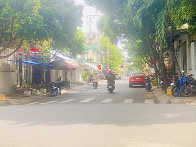 Mặt tiền kinh doanh lô góc giá hẻm - 88m 4.2❌21 - dòng tiền 20tr chỉ 7.x tỷ 2