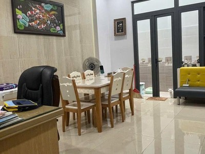 Bán biệt thự sân vườn 4 tầng - khu vip đường lê đức thọ quận gò vấp, 147m2, ngang gần 8m, nội thất 3