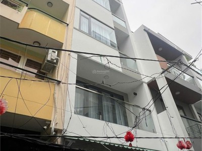 Bán nhà lê hồng phong, q.10, 50m , nở hậu, 8,x tỷ 0