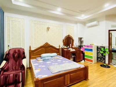 Khu phân lô vip gần sân bay   ngay dương quảng hàm - 4.3m x 15m 1