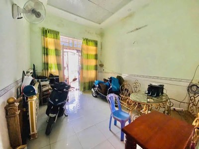 Bán đất tặng nhà 3pn đường ô tô tới nhà  đã test qh  gần ngã tư ga q12 1