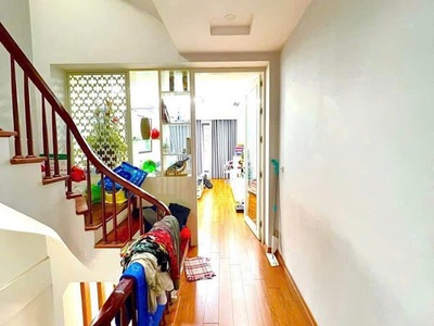 Nhà đẹp dân xây - gần phố - ô tô đỗ cửa - hai thoáng trước sau - kinh doanh văn phòng -online 2