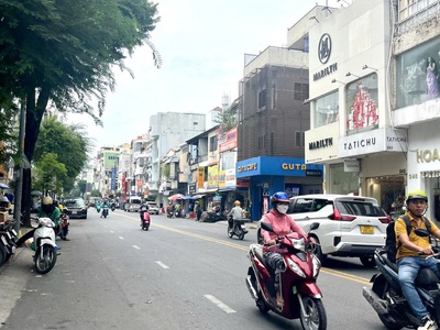 Mặt Tiền 259 Võ Văn Tần đoạn Vip nhất 2 chiều, P.5, Q.3, 5