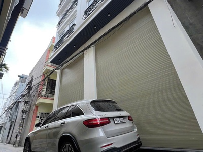 Nhà 4 tầng mới tinh đầu ngõ khúc hạo, ô.tô ra voà, giá 4.2 tỉ 0