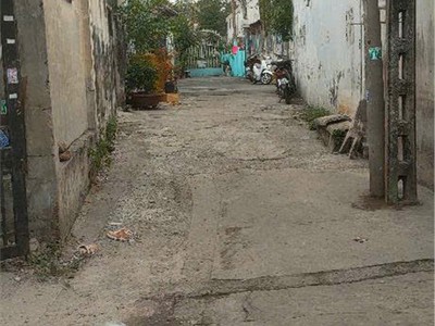 Chủ cần bán gấp   nhà mới xây, vào ở ngay, sổ hồng riêng, pháp lý chuẩn ngay linh xuân. 0