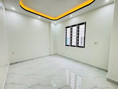 Bán nhà trại lẻ, diện tích 40m 4 tầng mới tinh, giá 2.9 tỉ 3