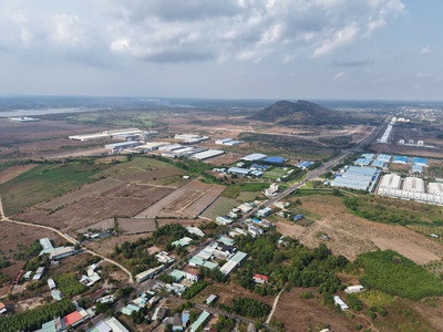 Nhượng quỹ đất 375.482m  gần sonadezi châu đức, 3.000m  thổ cư, cạnh sân golf 36 lỗ 2