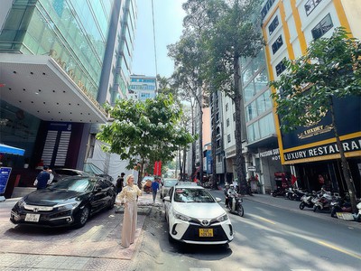 Bán nhà vị trí vip nhất mặt tiền bùi thị xuân, quận 1 - chính chủ chưa qua đầu tư 0