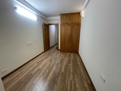 Bán nhà 294 kim mã- 48/50m - 2 thoáng trước sau - oto qua nhà - 12,3 tỷ 3