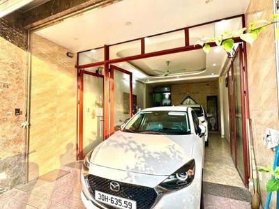 Mặt phố vip ngọc thụy 95m, 6 tầng,thang máy,kdoanh bất chấp,vỉa hè đá bóng.giá 34 tỷ 0