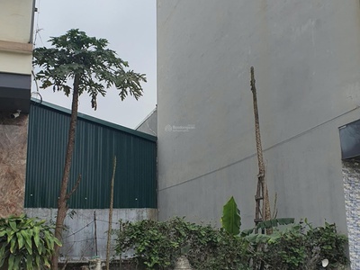 Chính chủ bán đất đấu giá a1 tổ 7 cự khối, 65.2m2 mặt tiền 5,5m đường 13m, vỉa hè 2