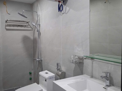 Căn góc - 3 Tầng - Xây Độc Lập - Oto đỗ cửa - Tại Trung Tâm Đồng Hoà 3