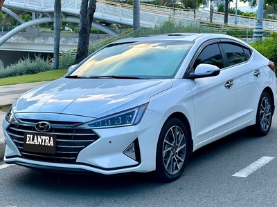 Bán xe Hyundai Elantra 2.0 AT 2021, màu trắng. 1
