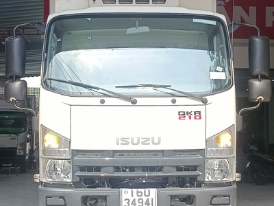 Xe tải 1 tấn 9 isuzu thùng đông lạnh 4