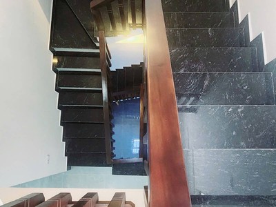 Bán nhà 3 tầng gần vimhomes star city. view sông mát mẻ. ô tô vào nhà. gần đl hùng vương 4