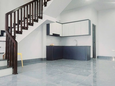 Bán nhà 3 tầng gần vimhomes star city. view sông mát mẻ. ô tô vào nhà. gần đl hùng vương 10