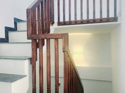 Bán nhà 3 tầng gần vimhomes star city. view sông mát mẻ. ô tô vào nhà. gần đl hùng vương 5