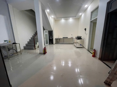 Cho thuê văn phòng, mở lớp học, nhà để ở 5
