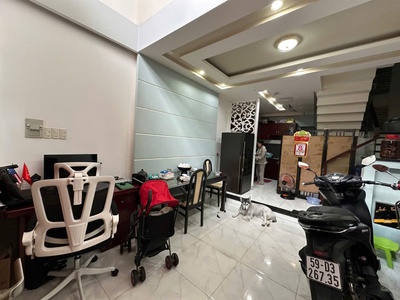 Ngộp mt lê niệm -tân phú - 4 tầng - 40m2 - hẻm 12m kinh doanh 4