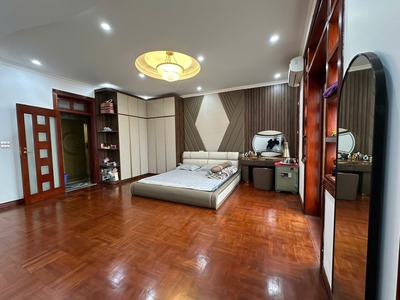 Bán nhà lò đúc, 48m2, 7 tầng thang máy, mặt tiền 5.8m, 31.5 tỷ, ô tô tránh, kinh doanh đỉnh 1