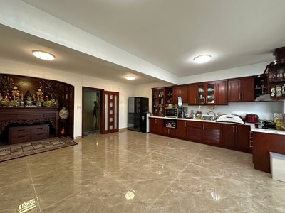 Bán nhà lò đúc, 48m2, 7 tầng thang máy, mặt tiền 5.8m, 31.5 tỷ, ô tô tránh, kinh doanh đỉnh 4