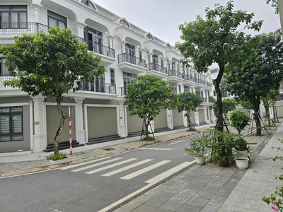 Bán căn liền kề 80 m2, 5 tầng  1 tum happy land 1-5, nguyên khê, đông anh 2