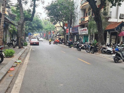 Bán đất mặt phố bà triệu 550m khách sạn văn phòng lý tưởng giá siêu mềm 0