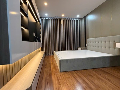 Một căn duy nhất - hàng xóm kđt việt hưng - 45m2 - 5 tầng - thang máy - full nội thất - ô tô đỗ 3