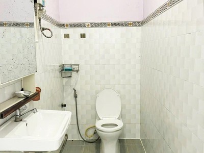 Bán nhà ngang 5m, 4 tầng btct - nhỉnh 11 tỷ, hẻm xe tải 109 dương bá trạc - quận 8 - p. rạch ông 1