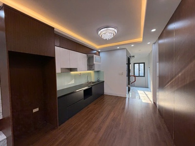 Một căn duy nhất - hàng xóm kđt việt hưng - 45m2 - 5 tầng - thang máy - full nội thất - ô tô đỗ 2