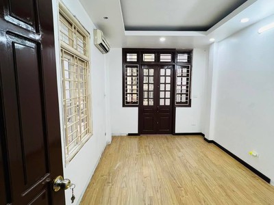 Bán nhà đẹp   mặt ngõ thông   phố kim mã   ba đình - nhỉnh 5tỷ 1
