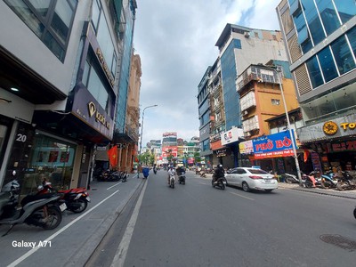 Cho thuê nhà mặt phố khu vực xã đàn - nam đồng. 65m2, 7t, thang máy. làm ngân hàng,tt dạy học, thời 0