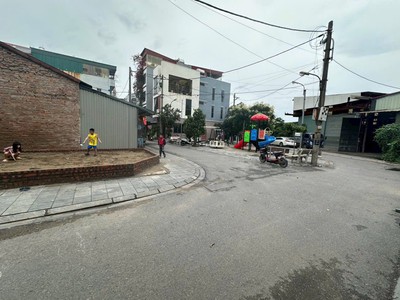 Lô góc  hoa khôi trong làng z153, uy nỗ đông anh nhỉnh 5 tỉ xíu xiu 3