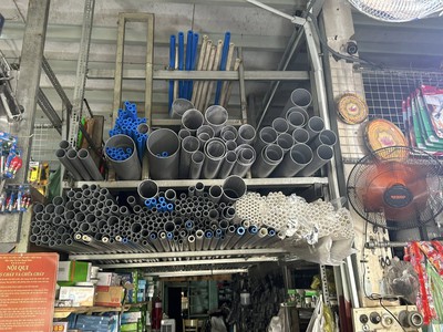 Cần sang nhượng lại tiệm - hiện đang kinh doanh điện nước, kim khí 2