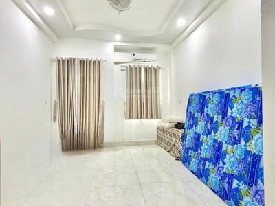 Bán nhà quận 8, 92m2, ngang 5.4m 4 tầng,5pn, giá nhỉnh 6 tỷ, tiện ích đầy đủ, không qh 0