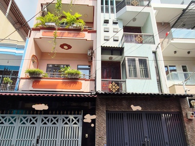 Chủ cần bán nhà 2 lầu st, lạc long quân, p9, 4.9x11m, 9 tỷ tl 0